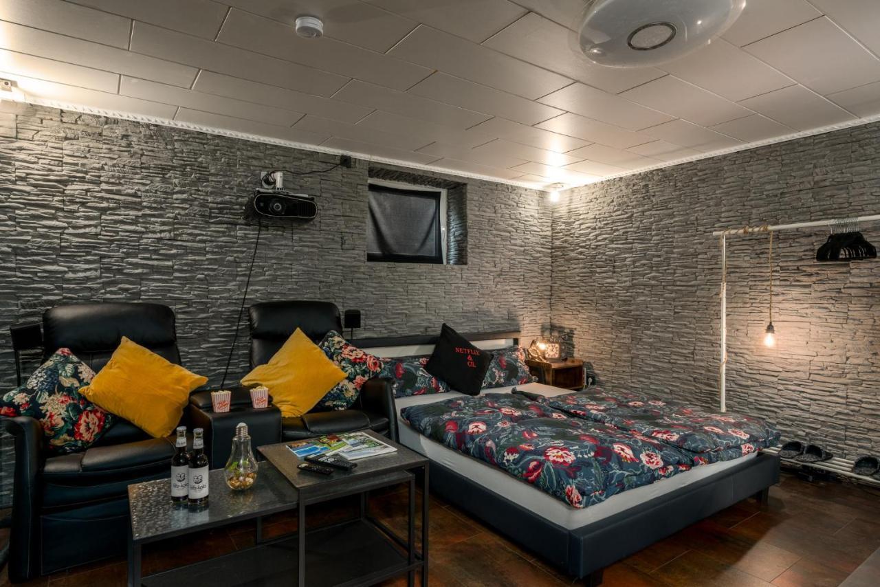 Home Cinema Kassel Exterior photo